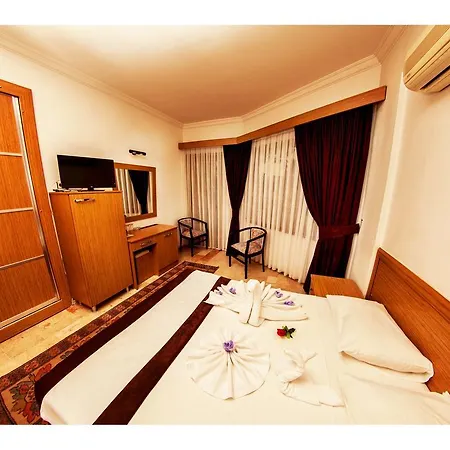 Hotel Panorama Plaza 3*